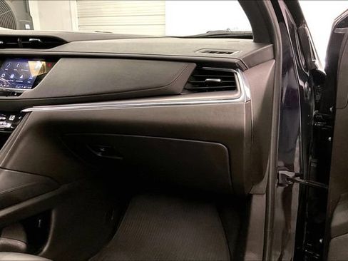 Used 2022 Cadillac XT5 Luxury AWD/4WD image 19