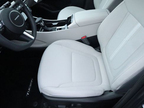 New 2026 Hyundai Tucson SEL image 16