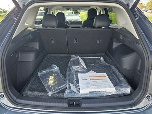 New 2026 Volkswagen Tiguan SE AWD/4WD image 18