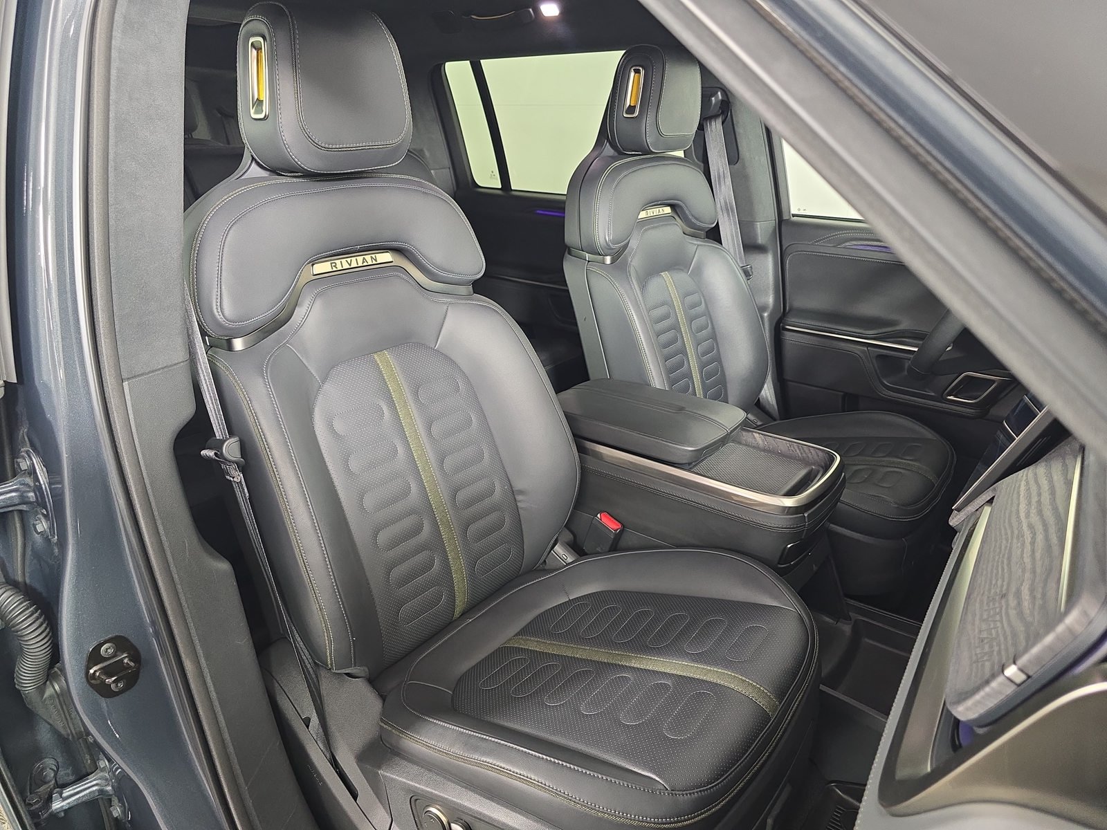 Used 2023 Rivian R1S Adventure Quad AWD/4WD image 24