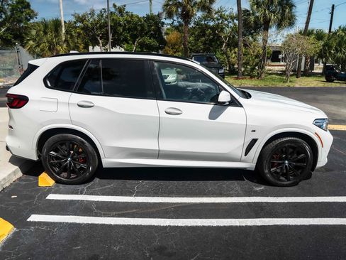 Used 2022 BMW X5 M50i w/ Executive Package AWD/4WD image 6
