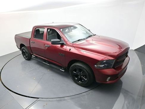 Used 2018 RAM 1500 Express w/ Express Value Package image 22