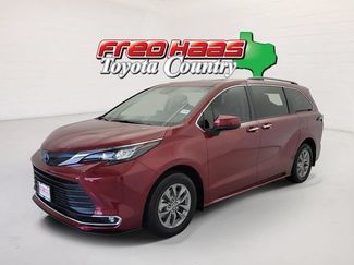 Used 2024 Toyota Sienna XLE FWD video 1