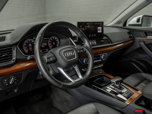 Used 2023 Audi Q5 2.0T Premium Plus w/ Premium Plus Package AWD/4WD image 16