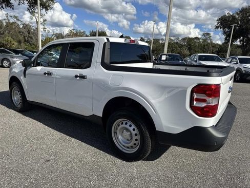 Used 2023 Ford Maverick XL image 4