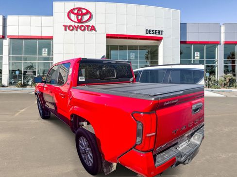 Used 2024 Toyota Tacoma SR5 AWD/4WD image 5