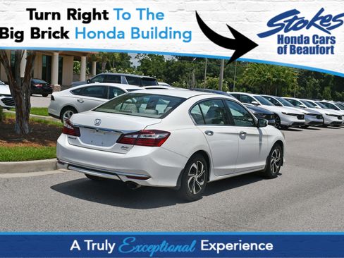 Used 2016 Honda Accord LX image 4