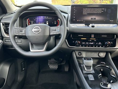 New 2026 Nissan Rogue Platinum w/ Platinum Premium Package AWD/4WD image 23