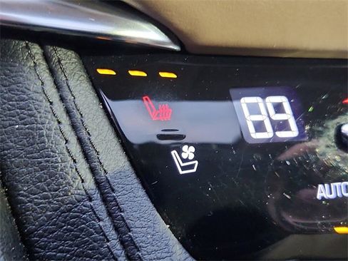 Certified 2021 Cadillac XT5 Premium Luxury w/ Platinum Package image 24