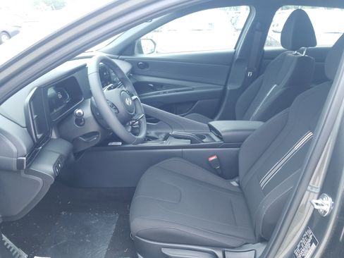 New 2026 Hyundai Elantra Sport FWD image 10