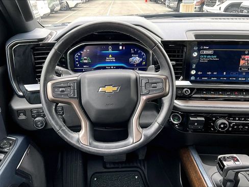 Used 2022 Chevrolet Silverado 1500 High Country image 5