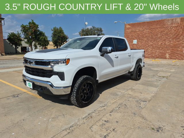 Used 2025 Chevrolet Silverado 1500 LT w/ Safety Package AWD/4WD image 3