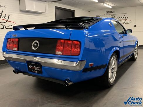 Used 2010 Ford Mustang GT image 10