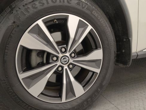 Used 2019 Nissan Murano SV w/ Premium Package image 31