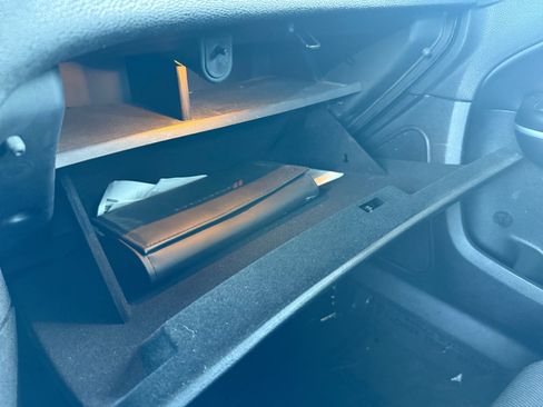 Used 2017 Dodge Charger R/T w/ Blacktop Package RWD image 21