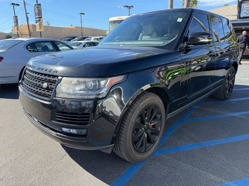 Used 2014 Land Rover Range Rover HSE AWD/4WD image 3
