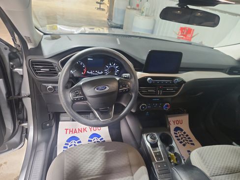 Used 2022 Ford Escape SE image 14