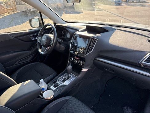 Used 2019 Subaru Forester Premium image 16