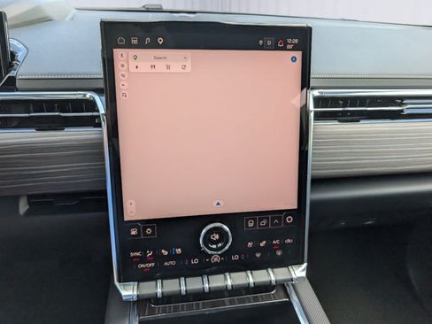 Certified 2025 GMC Sierra EV Denali AWD/4WD image 26