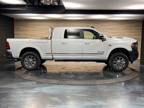 Used 2024 RAM 3500 Limited AWD/4WD image 26