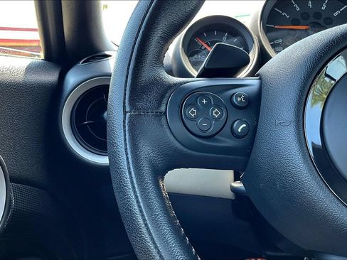 Used 2015 MINI Cooper S FWD image 9