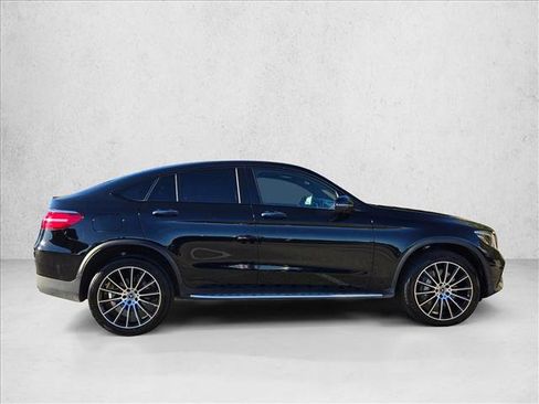Used 2018 Mercedes-Benz GLC 300 4MATIC Coupe image 3