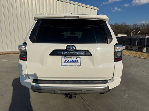 Used 2016 Toyota 4Runner Trail Premium image 17