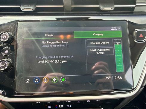 Used 2022 Chevrolet Bolt EUV LT FWD image 24