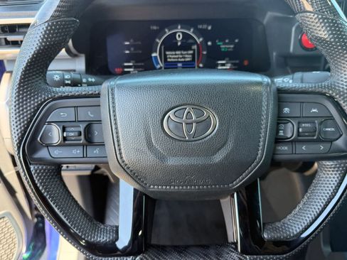 Used 2024 Toyota Tacoma TRD Off-Road w/ TRD Off Road Upgrade Package AWD/4WD image 16