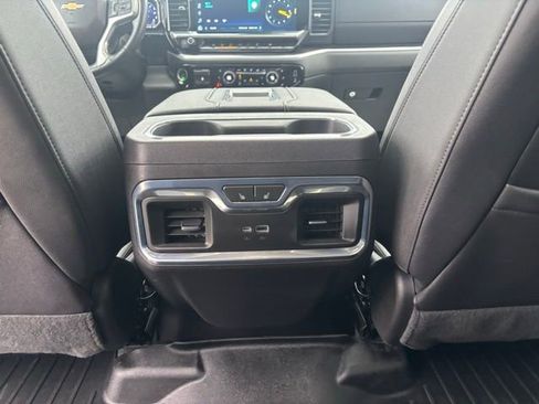 Certified 2022 Chevrolet Silverado 1500 LTZ w/ LTZ Premium Package AWD/4WD image 24