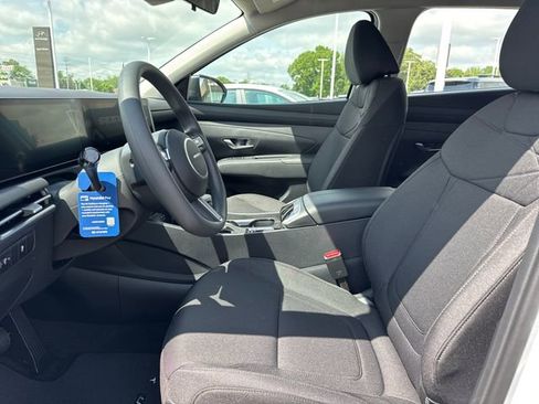 New 2026 Hyundai Tucson SE FWD image 11