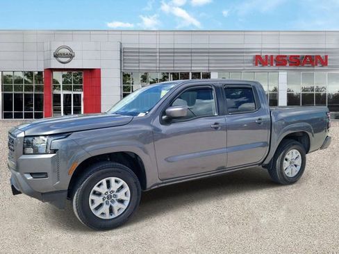 Certified 2023 Nissan Frontier SV AWD/4WD image 9