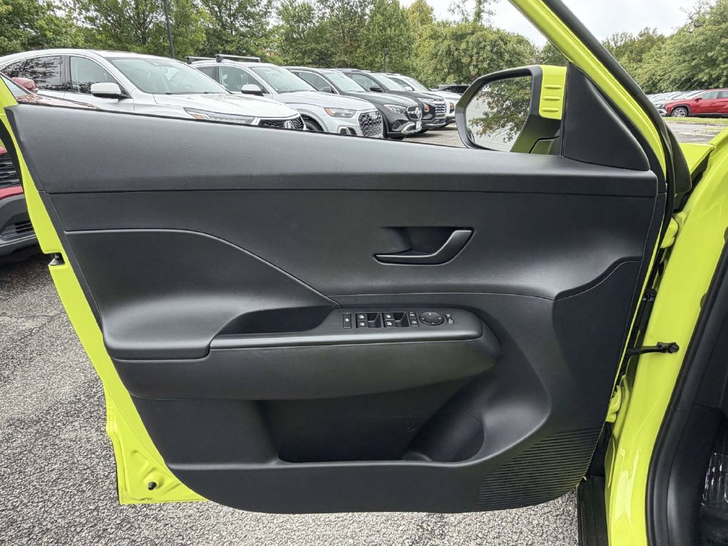 Used 2024 Hyundai Kona SEL AWD/4WD image 12