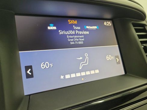 Used 2020 Nissan Pathfinder S FWD image 24