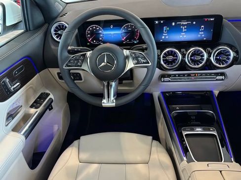 Certified 2026 Mercedes-Benz GLA 250 4MATIC image 21