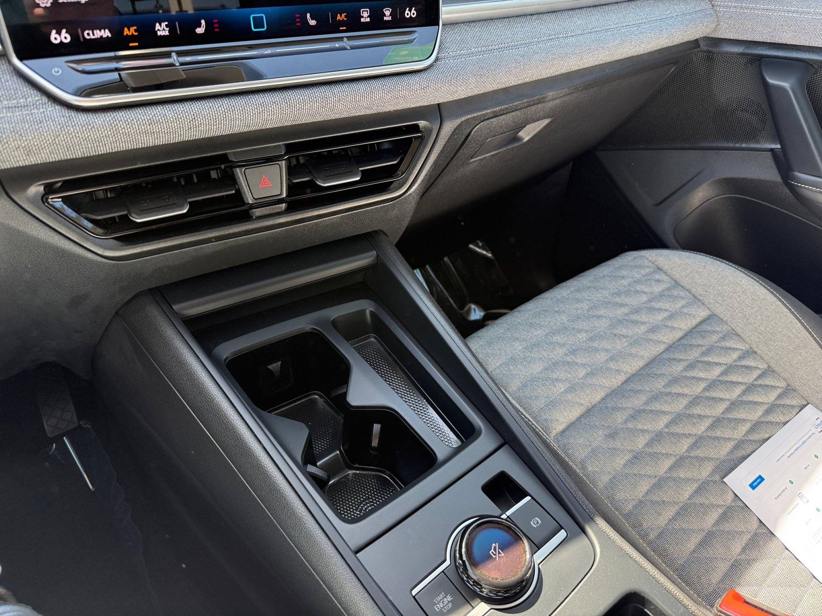 Certified 2025 Volkswagen Tiguan S FWD image 13