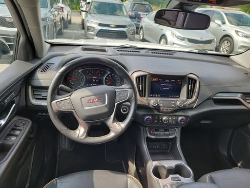 Used 2022 GMC Terrain AT4 w/ Tech Package AWD/4WD image 8