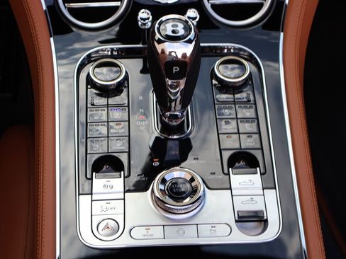 New 2026 Bentley Continental GTC AWD/4WD image 27