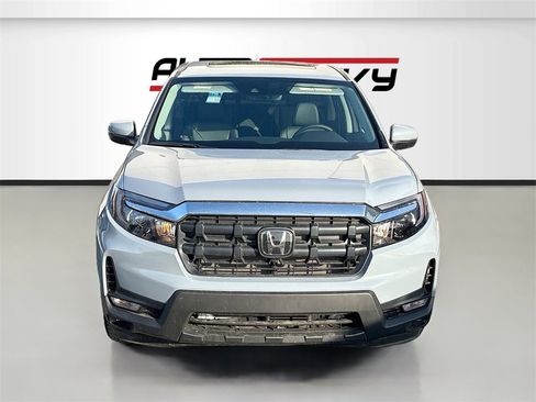 Used 2025 Honda Ridgeline RTL image 2