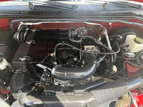 Used 2014 Nissan Frontier S RWD image 41