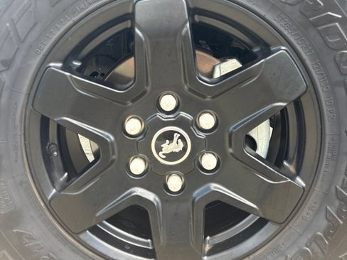 Used 2023 Ford Bronco Black Diamond AWD/4WD image 9