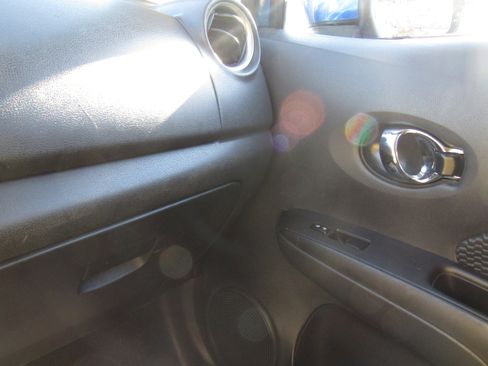 Used 2015 Nissan Versa Note SV w/ SL Tech Package image 23