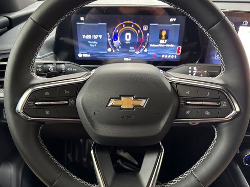 New 2026 Chevrolet Traverse LT w/ Driver Confidence Package FWD image 24