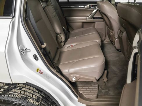 Used 2018 Lexus GX 460 w/ Navigation Package image 43