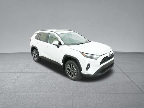 Used 2024 Toyota RAV4 XLE Premium w/ Weather Package AWD/4WD image 16