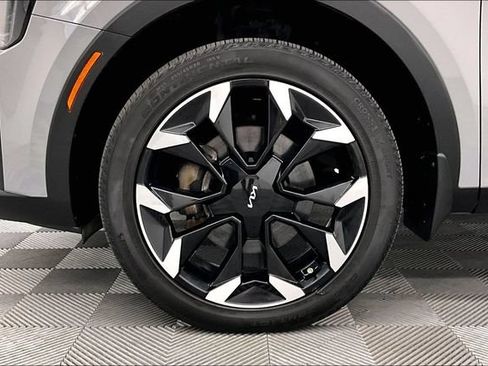 Used 2025 Kia Sorento EX w/ Panoramic Sunroof Package AWD/4WD image 10