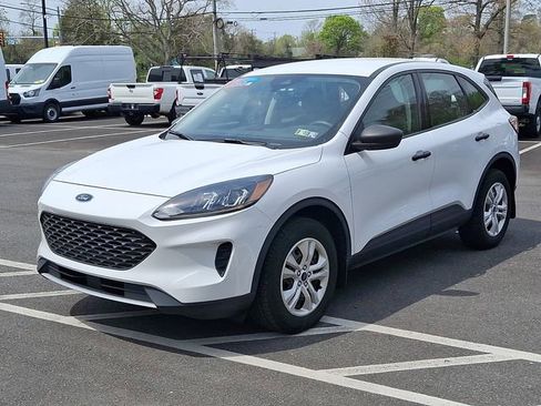 Used 2022 Ford Escape S AWD/4WD image 3