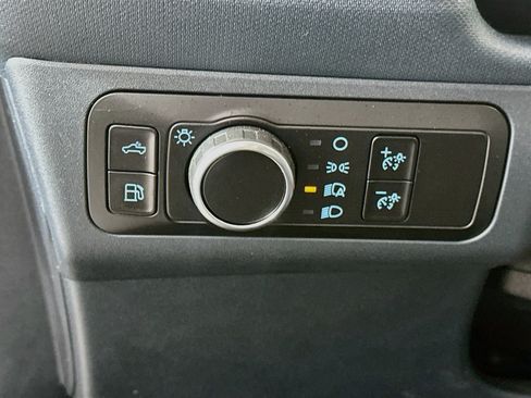 Used 2024 Ford Maverick XL FWD image 16