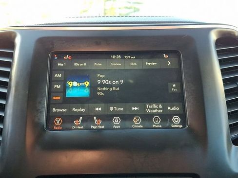 Used 2019 Jeep Cherokee Latitude Plus w/ Cold Weather Group image 18