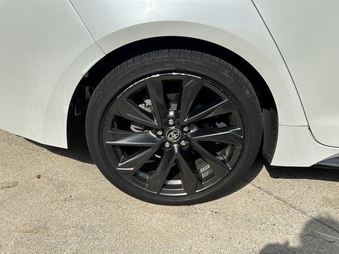 Used 2025 Toyota Corolla XSE FWD image 32